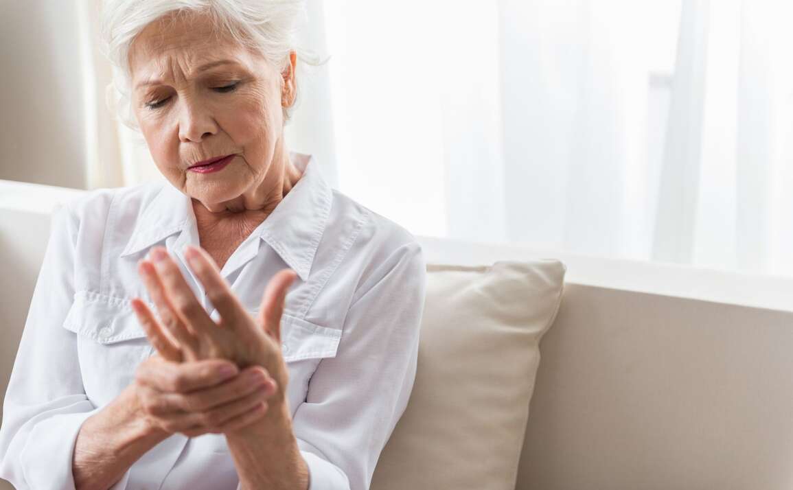 Descubra cuales son los síntomas de la artritis psoriásica
